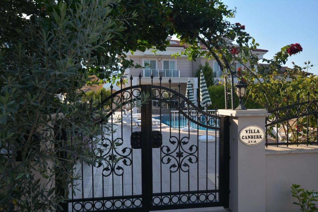 Дальян: Villa Canberk