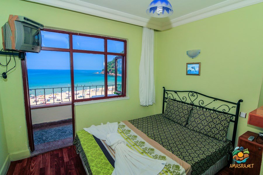 Бартын: Huzur Motel