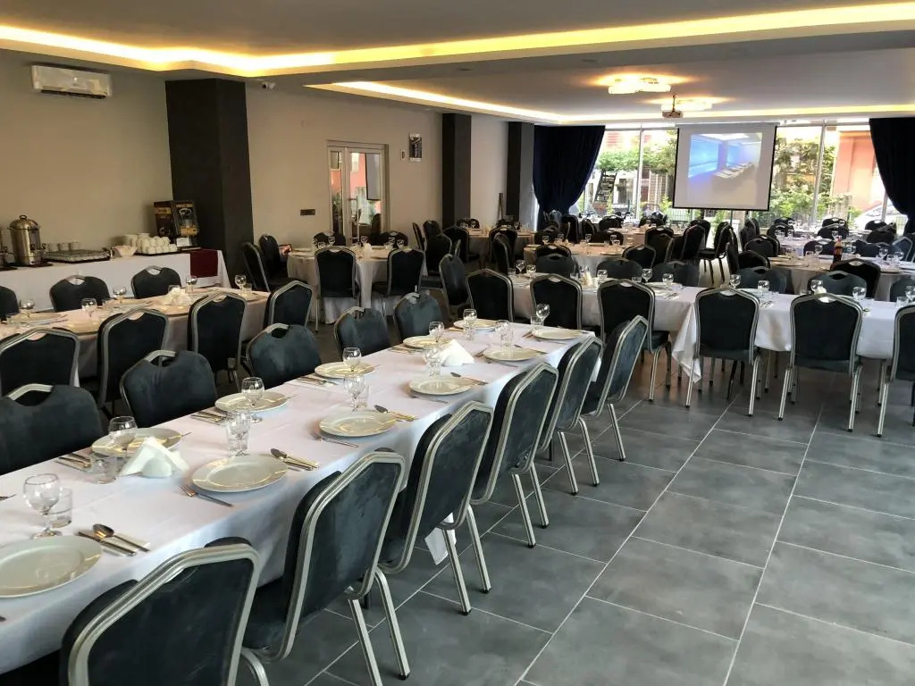 Бартын: Kemik Park Otel