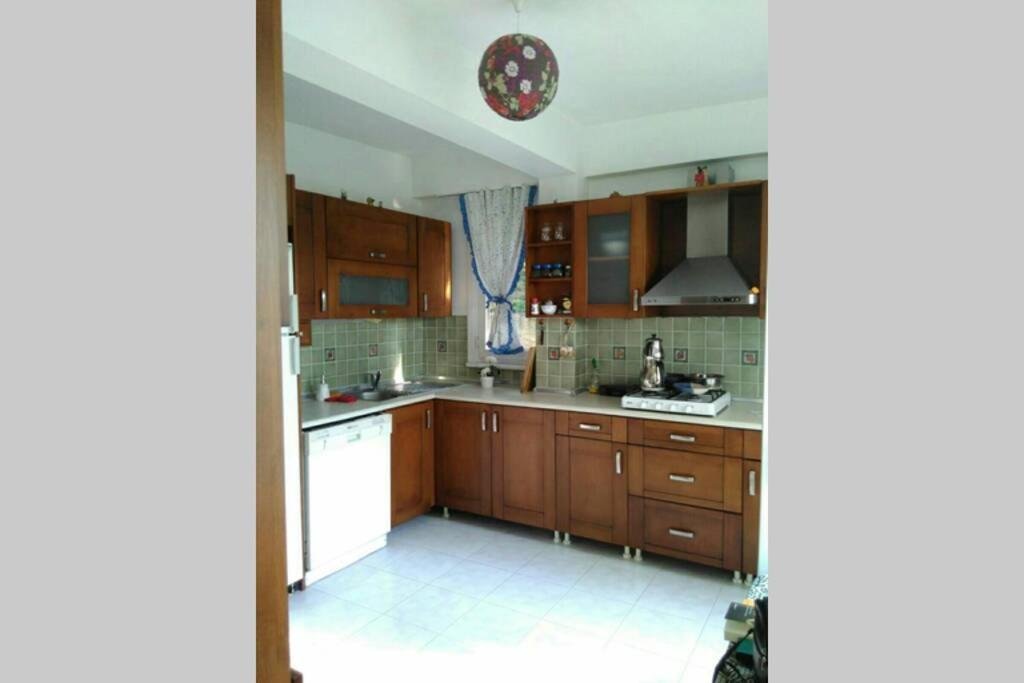 Хейбелиада: Garden flat in Prince islands, Heybeliada