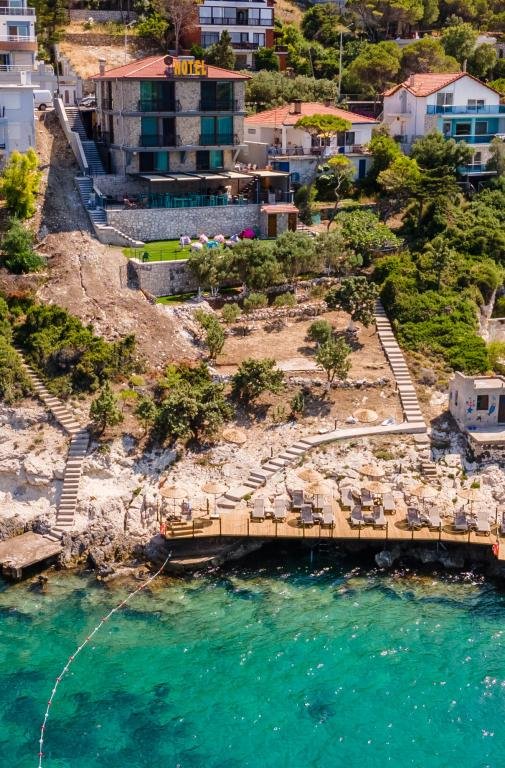 carousel image 0