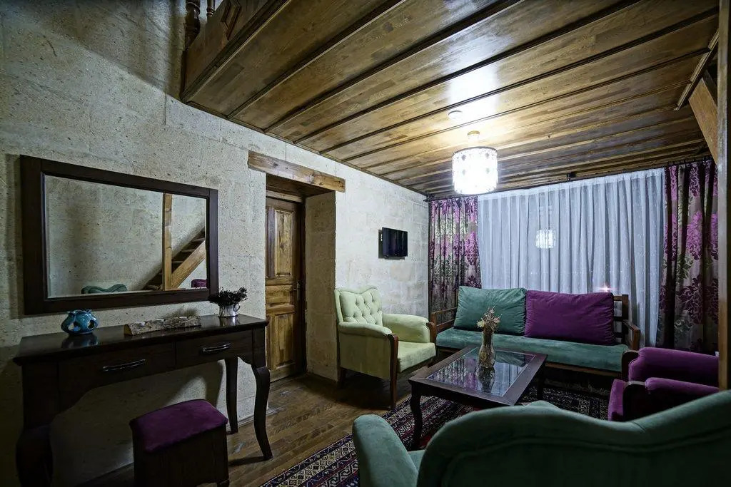 Мустафапаша: Samistal Lodge