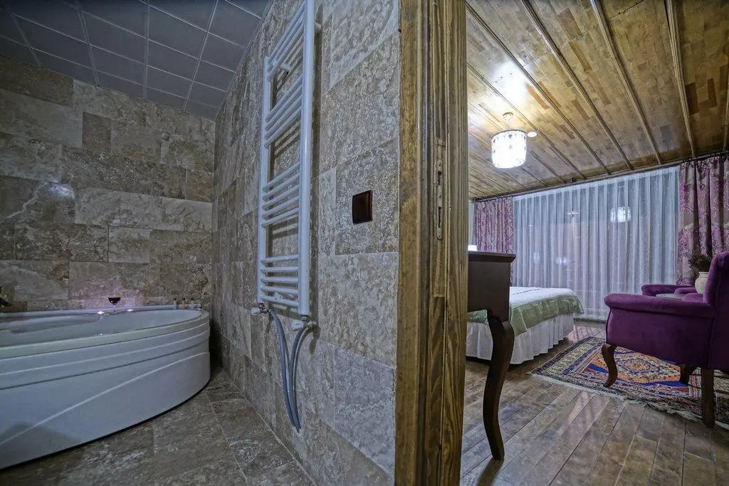 Мустафапаша: Samistal Lodge