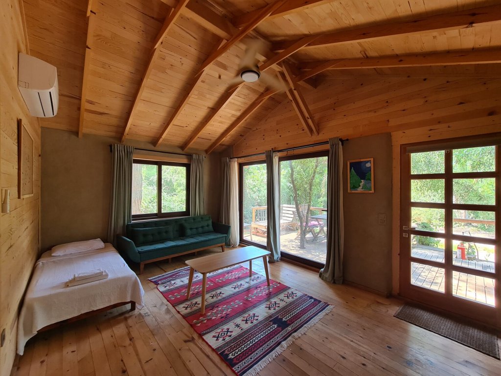 Текирова: Sundance Camp