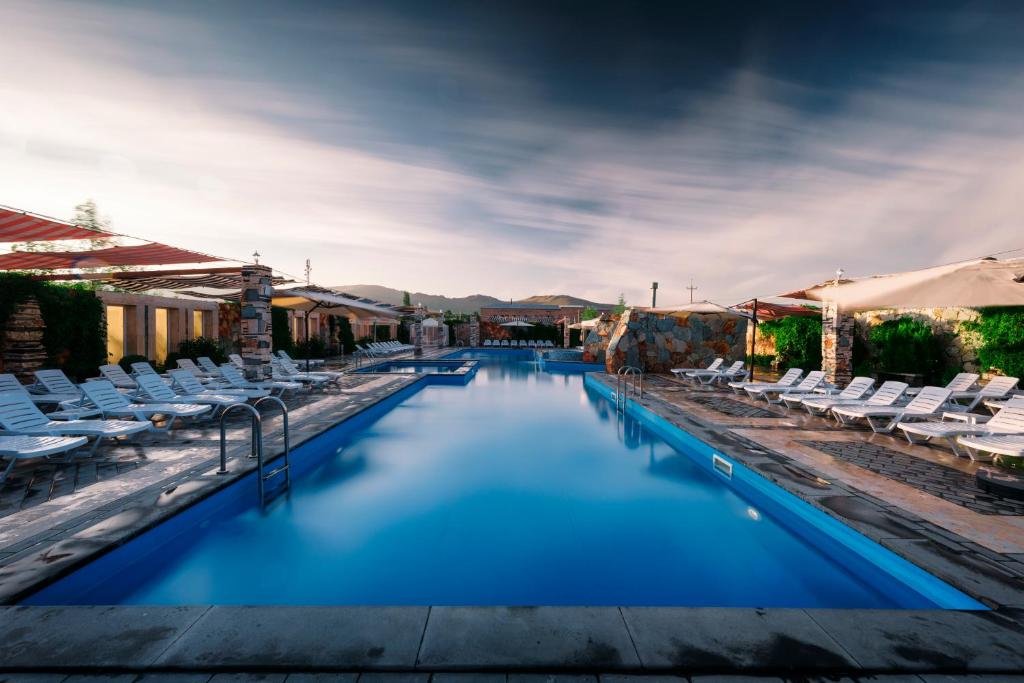 Севан: Maria Resort