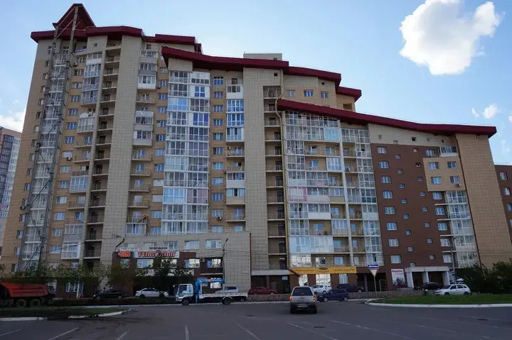Красноярск: Апартаменты Авиаторов 23