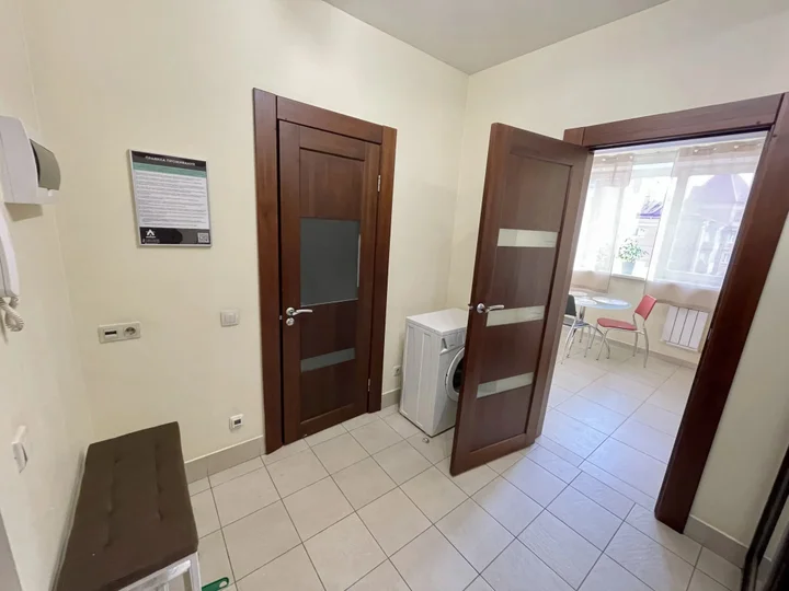 Красноярск: Апартаменты Авиаторов 33