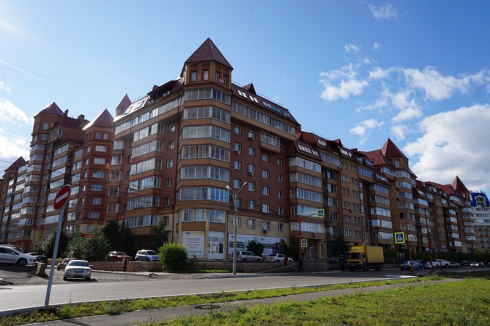 Красноярск: Апартаменты Авиаторов 33