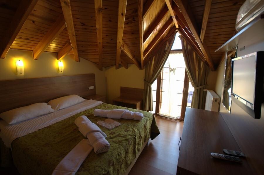 Сайл: Villa Park Motel