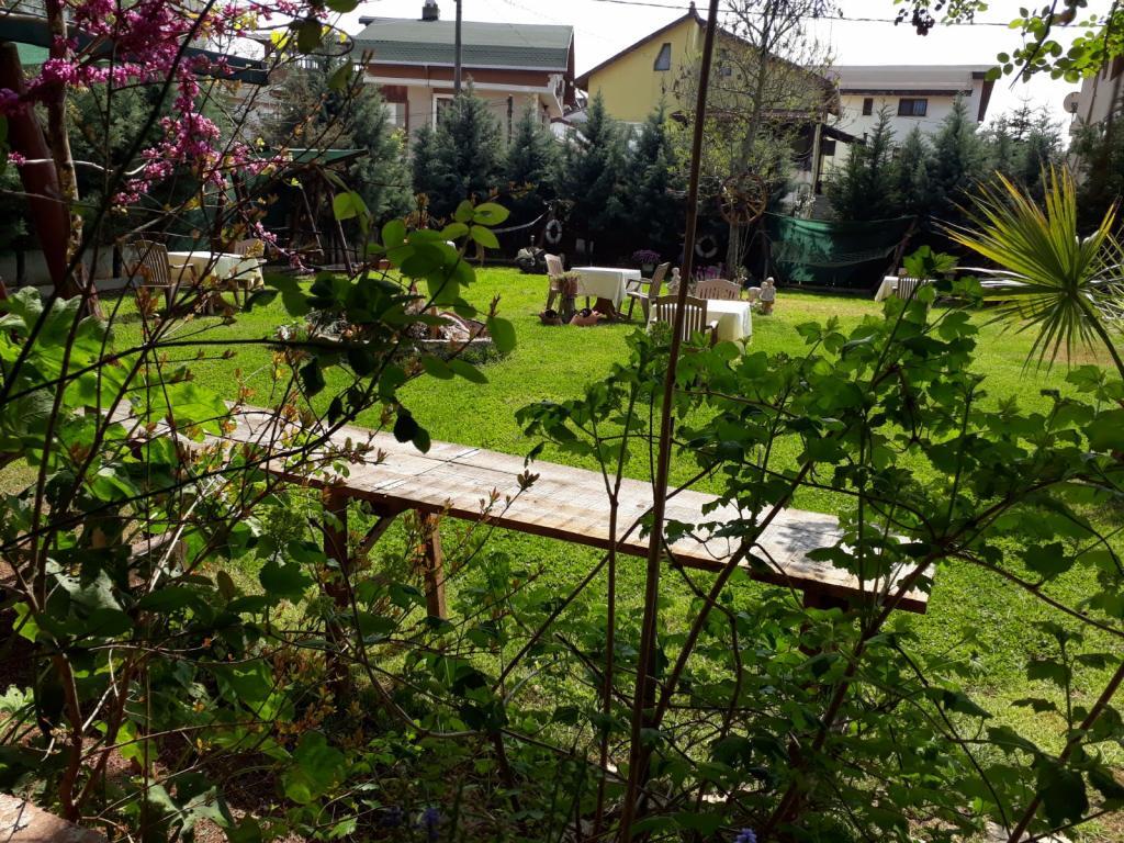 Сайл: Villa Park Motel