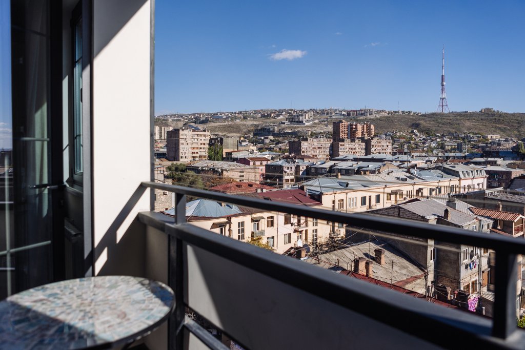 Ереван: Апартаменты Designed 2BR Apt/Citycenter/Selfcheckin/by Keygo 28