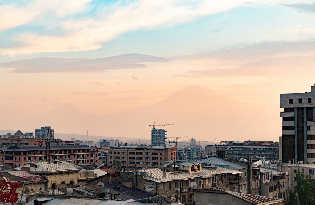 Ереван: Апартаменты 2BR/Near Opera/Overlooking Yerevan/Selfenter/Keygo 24