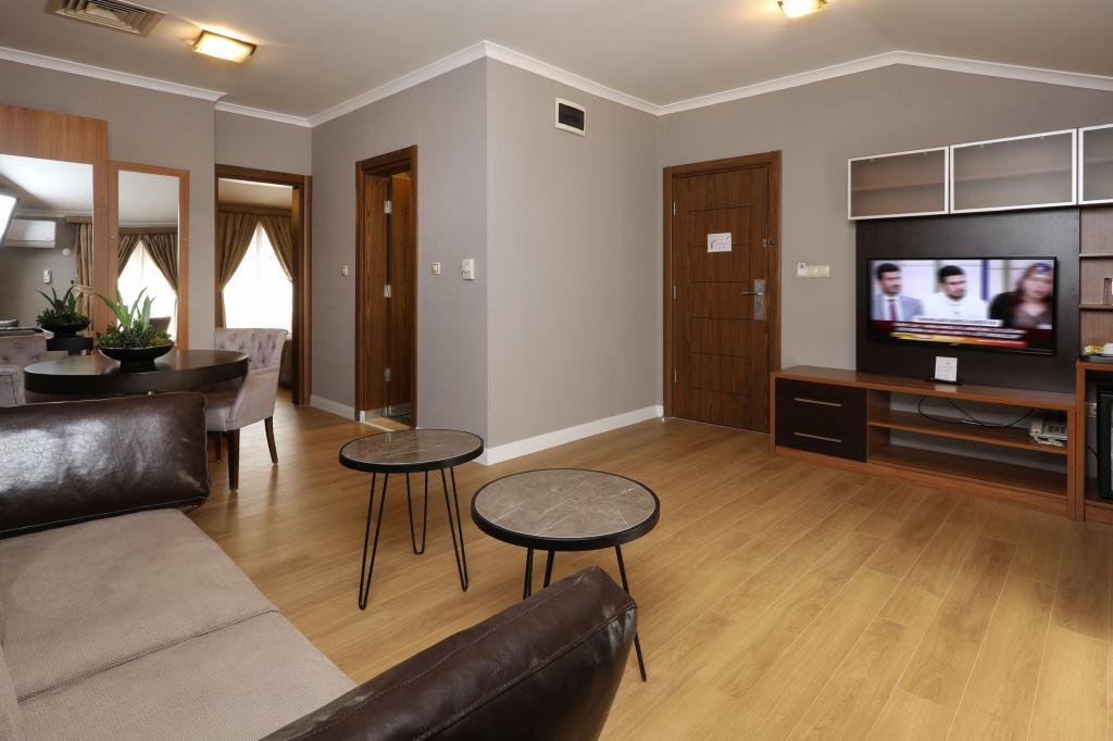 Измит: New Balturk Otel Izmit