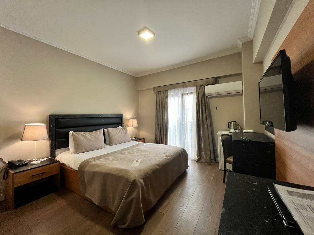 Измит: New Balturk Otel Izmit
