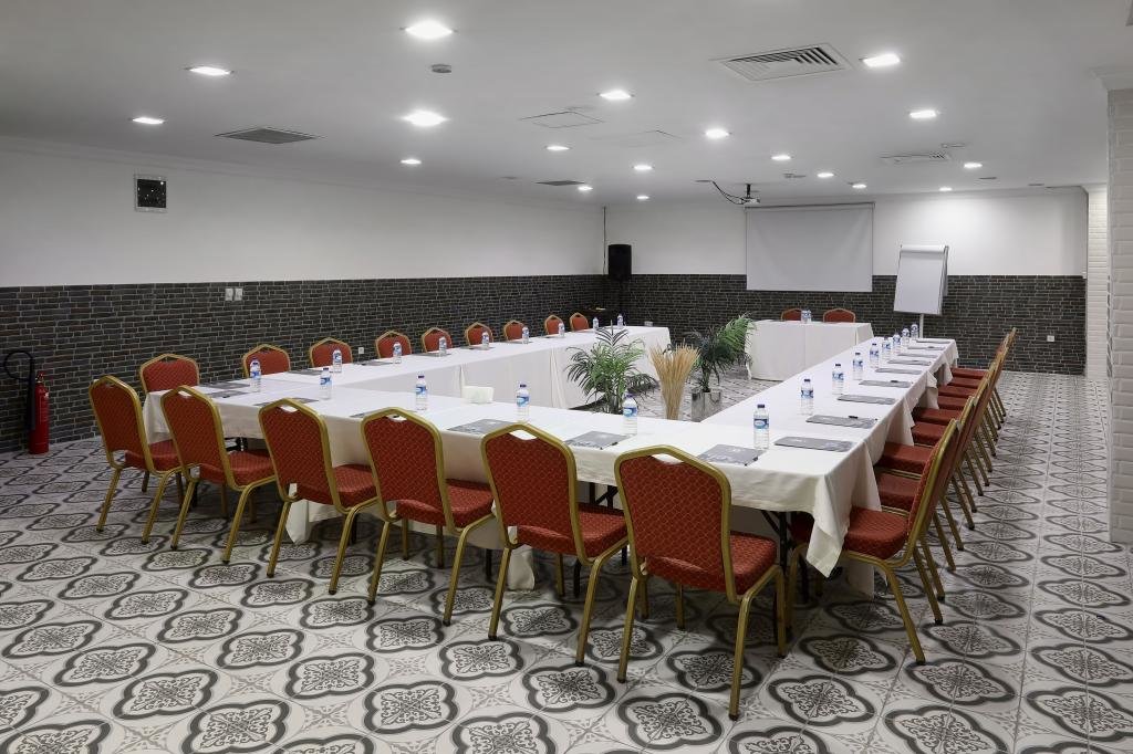 Измит: New Balturk Otel Izmit