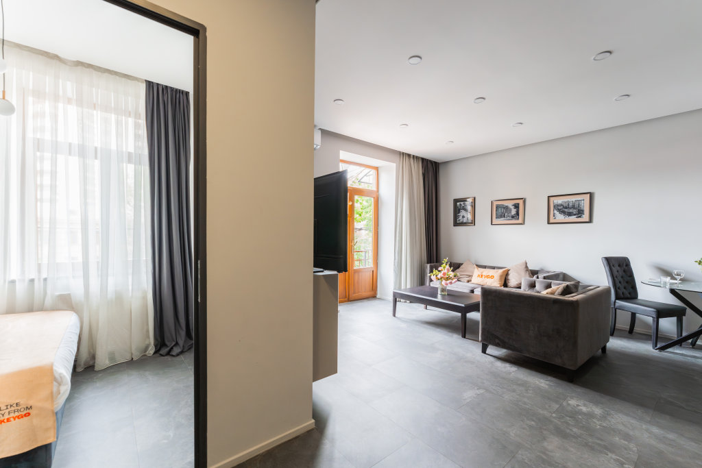 Ереван: Апартаменты Designed 1BR/Balcony to Saryan St/Self-enrty/Keygo 29