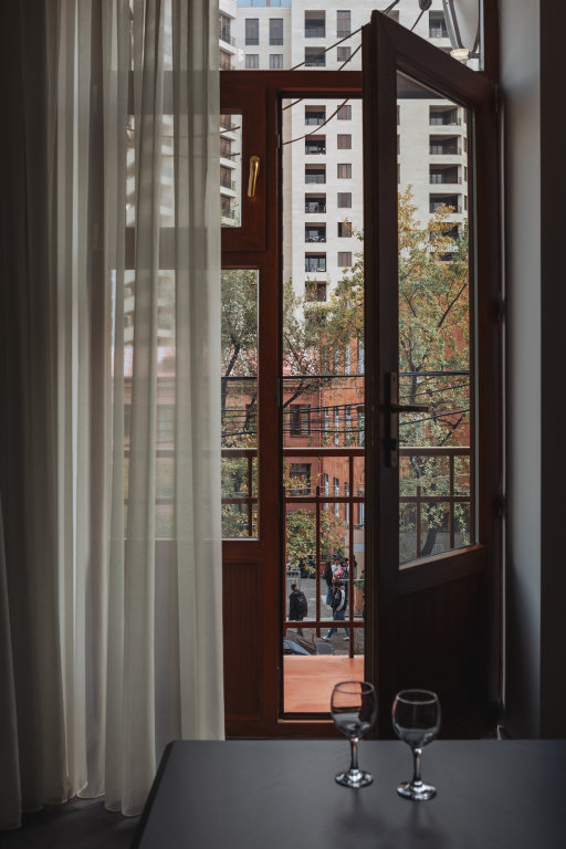 Ереван: Апартаменты Designed 1BR/Balcony to Saryan St/Self-enrty/Keygo 29