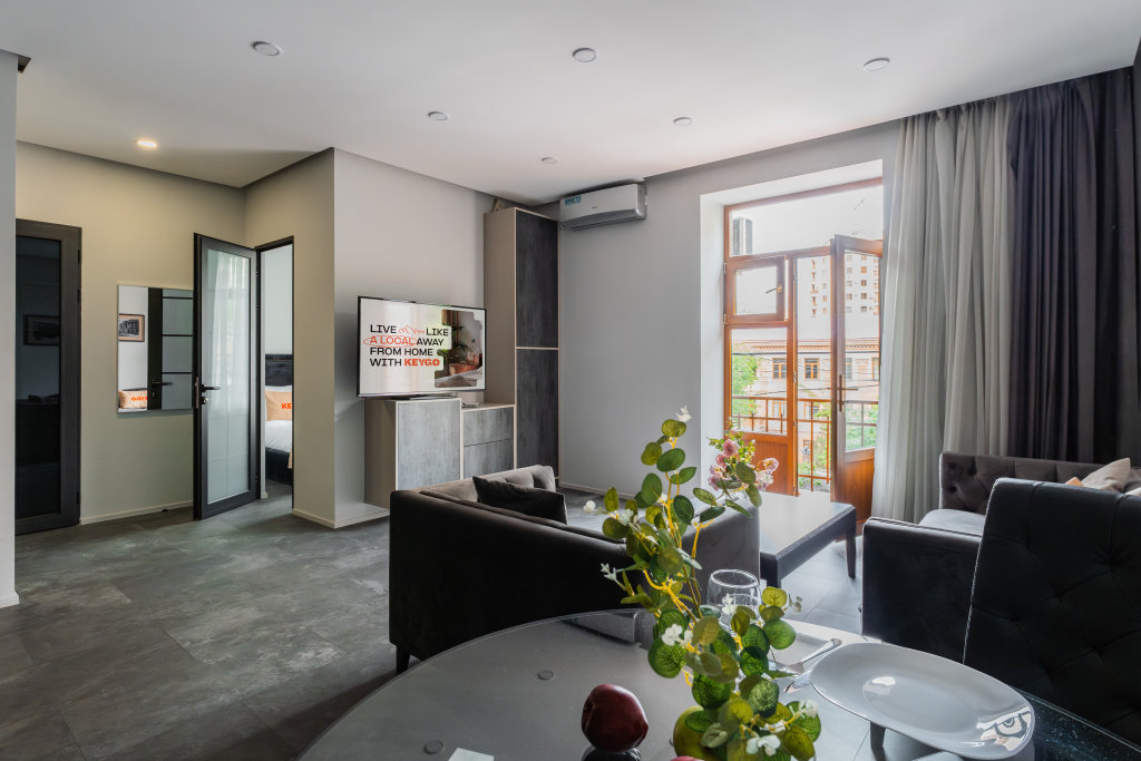 Ереван: Апартаменты Designed 1BR/Balcony to Saryan St/Self-enrty/Keygo 29