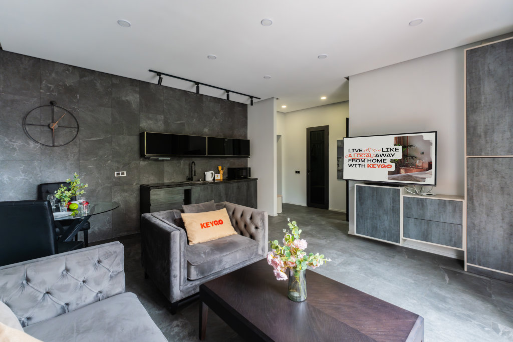 Апартаменты Designed 1BR/Balcony to Saryan St/Self-enrty/Keygo 29 — фото 2