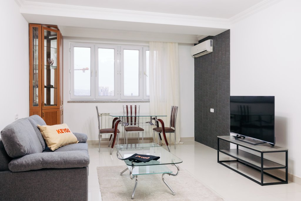 Ереван: Апартаменты 1BR/near Opera/Sunset view/Self checkin/Keygo 21