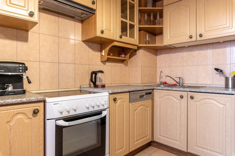 Санкт-Петербург: Apartment Butlerova 40