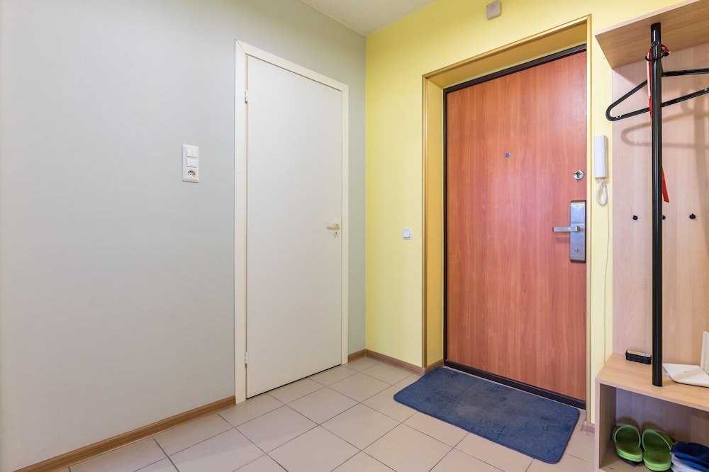Санкт-Петербург: Apartment Butlerova 40