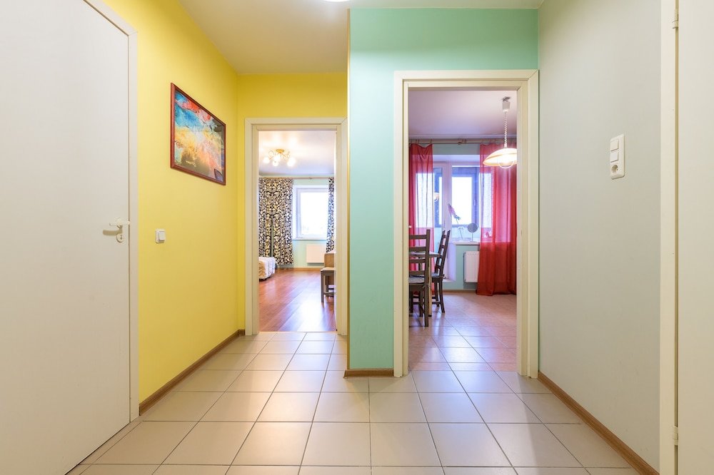 Санкт-Петербург: Apartment Butlerova 40