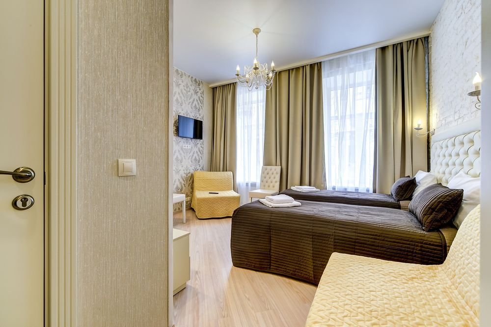 Санкт-Петербург: Guest Rooms At Marata 10