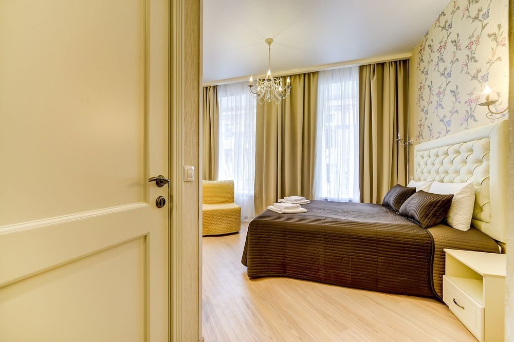 Санкт-Петербург: Guest Rooms At Marata 10