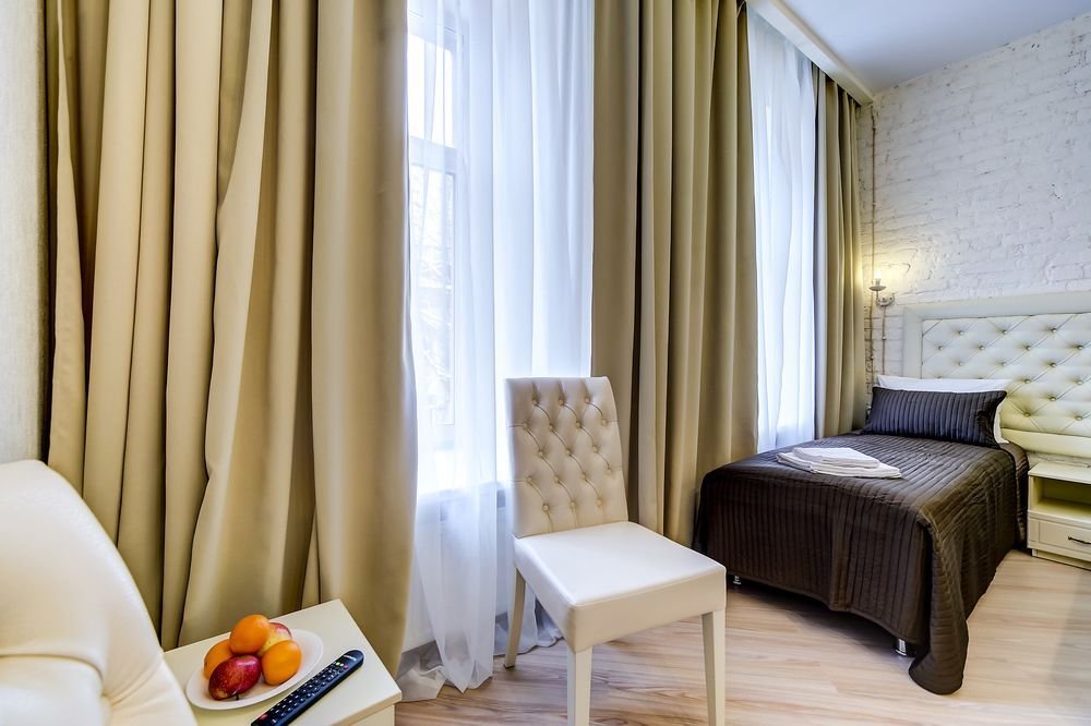 Санкт-Петербург: Guest Rooms At Marata 10