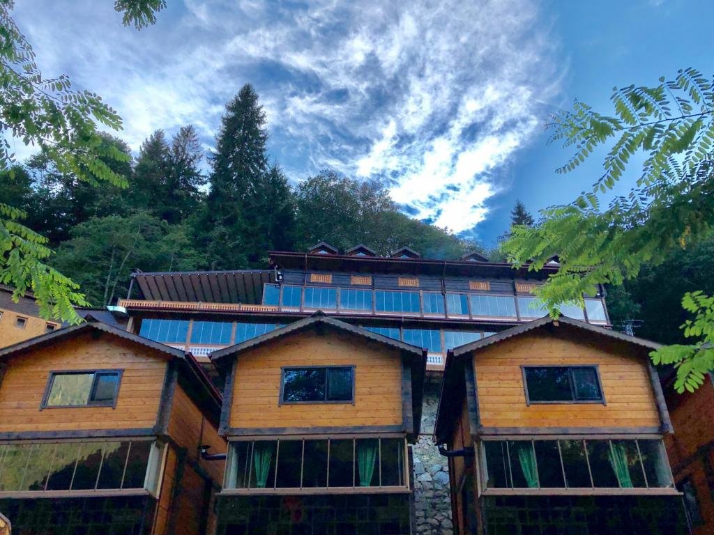 Чамлыхемшин: Elevit Tatil Köyü