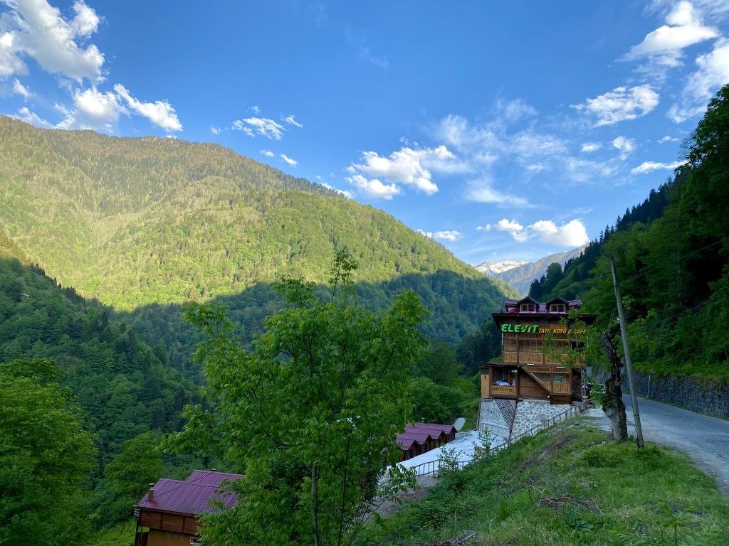 Чамлыхемшин: Elevit Tatil Köyü