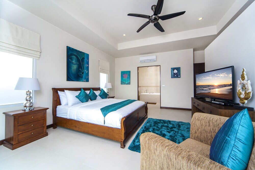 Villa Hin Fa 8 Bed Seaviews in Extensive Modern Grandeur — фото 6
