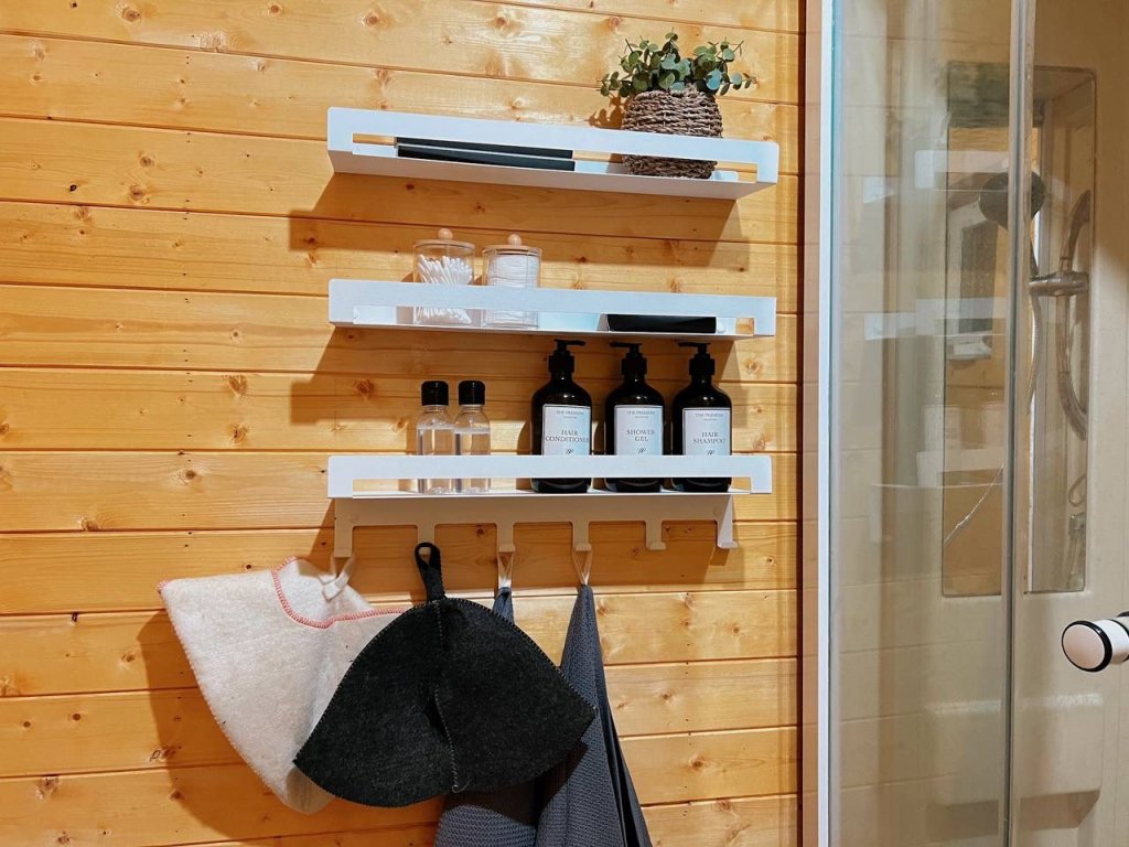 Всеволожск: Гостевой дом Домик с баней в лесу ELIZA HOME