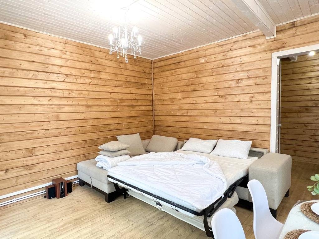 Всеволожск: Гостевой дом Домик с баней в лесу ELIZA HOME