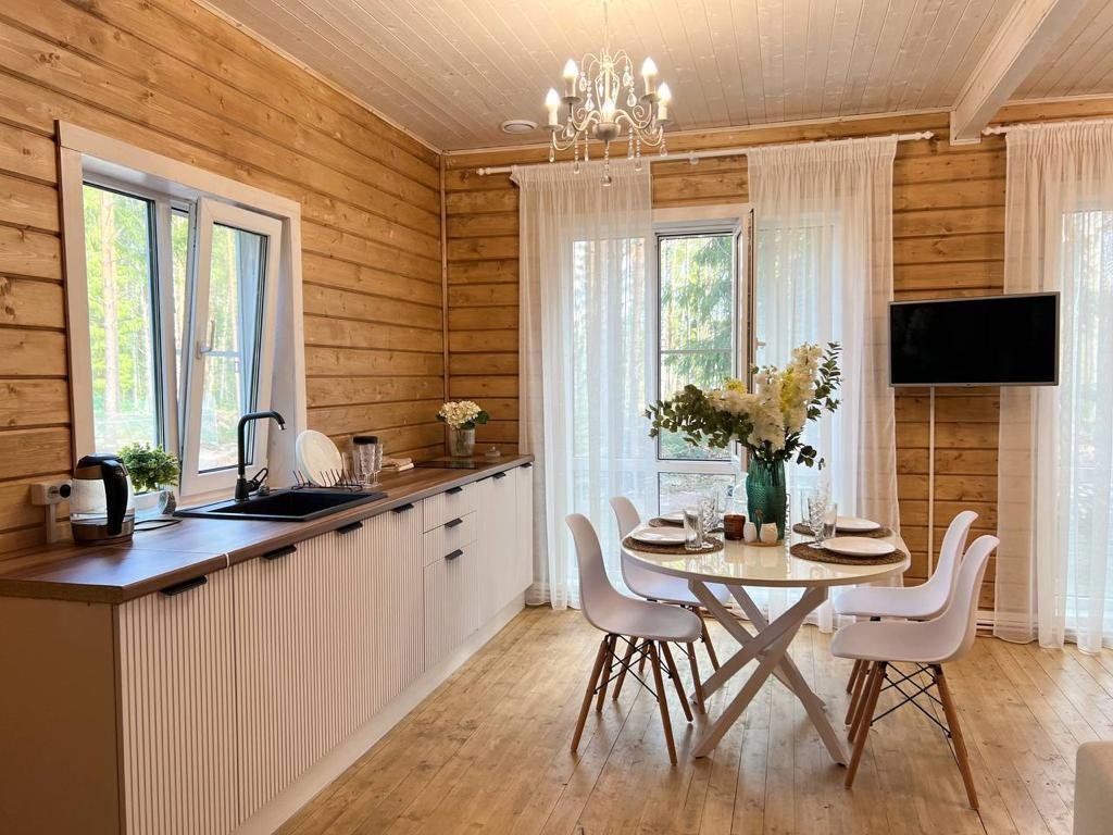 Всеволожск: Гостевой дом Домик с баней в лесу ELIZA HOME