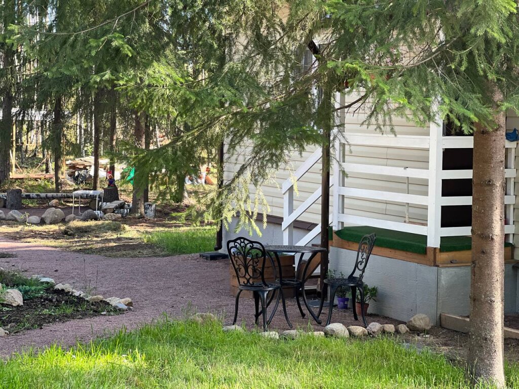 Всеволожск: Гостевой дом Домик с баней в лесу ELIZA HOME