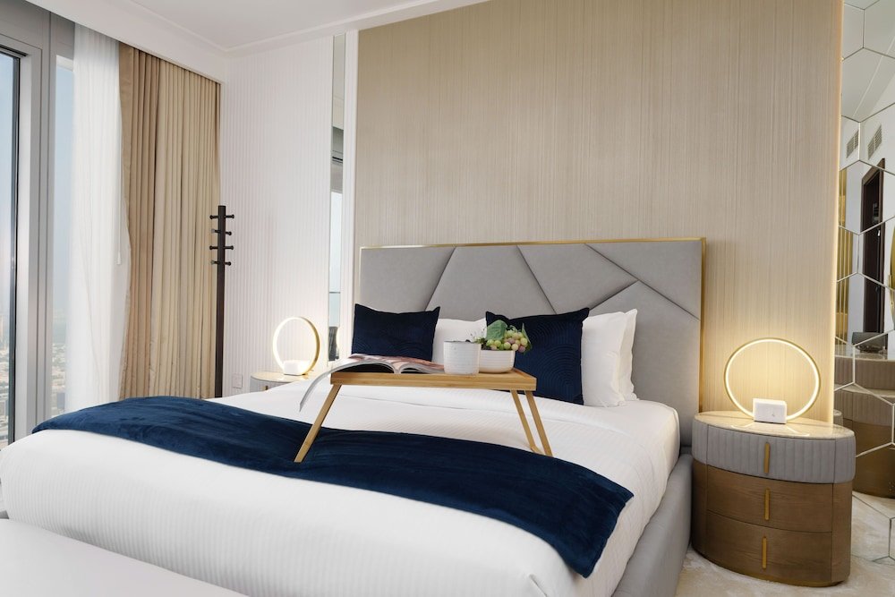 Дубай: Maison Privee - Ultra Chic High-Floor Apt w/ Direct Burj Khalifa & Fountains Views