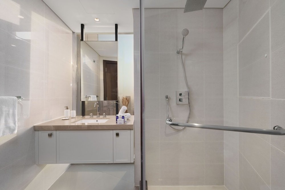 Дубай: Maison Privee - Ultra Chic High-Floor Apt w/ Direct Burj Khalifa & Fountains Views