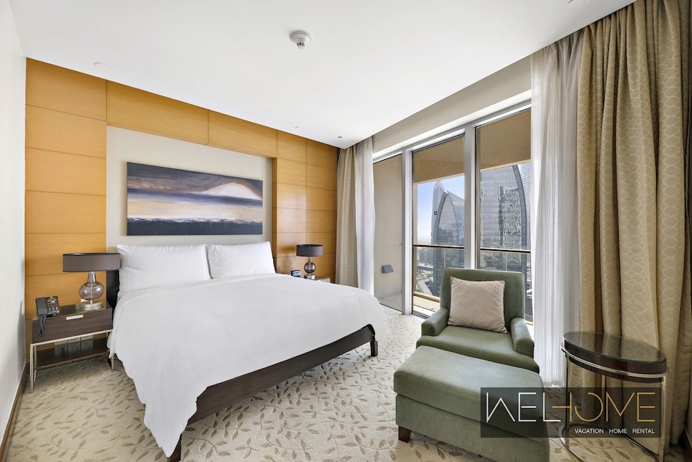 Дубай: WelHome - Breathtaking Apt with Partial View of Burj Khalifa