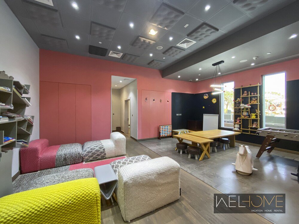 Дубай: WelHome - Breathtaking Apt with Partial View of Burj Khalifa