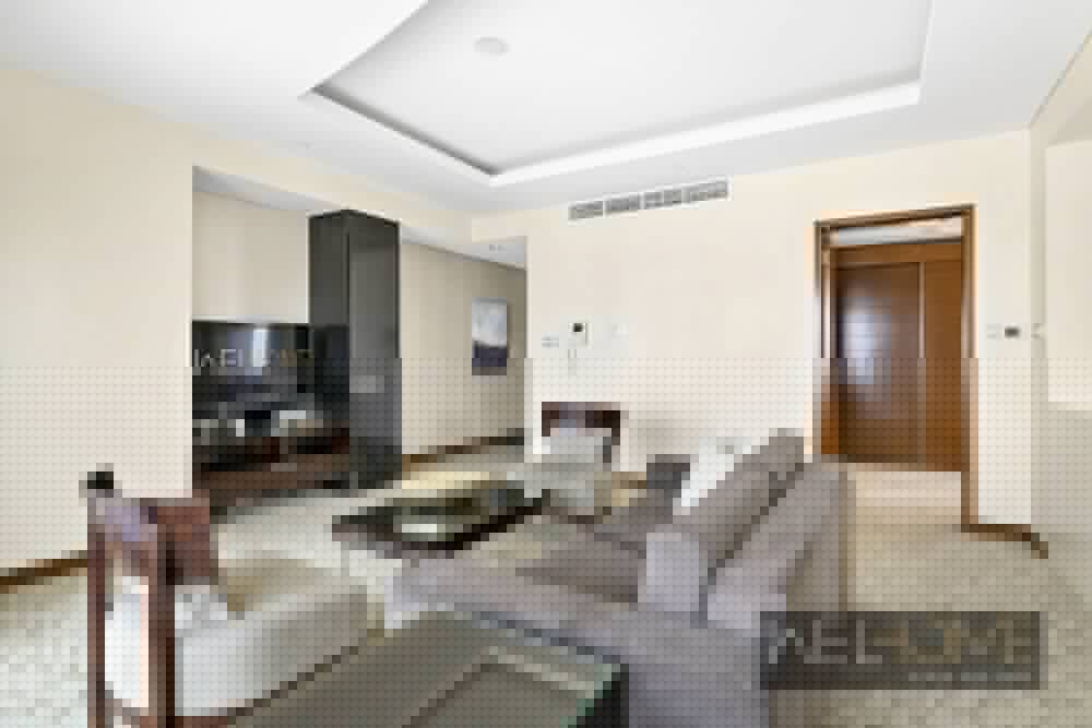 Дубай: WelHome - Breathtaking Apt with Partial View of Burj Khalifa