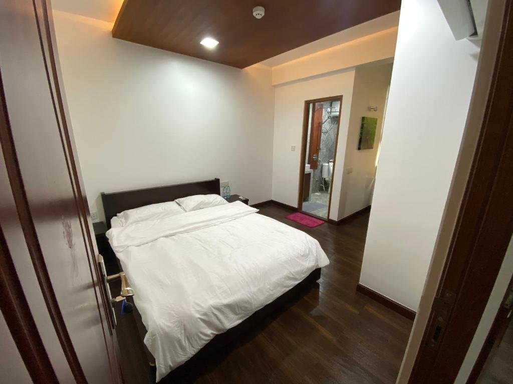Luxury 3 Room Apartment by Oboe — фото 2