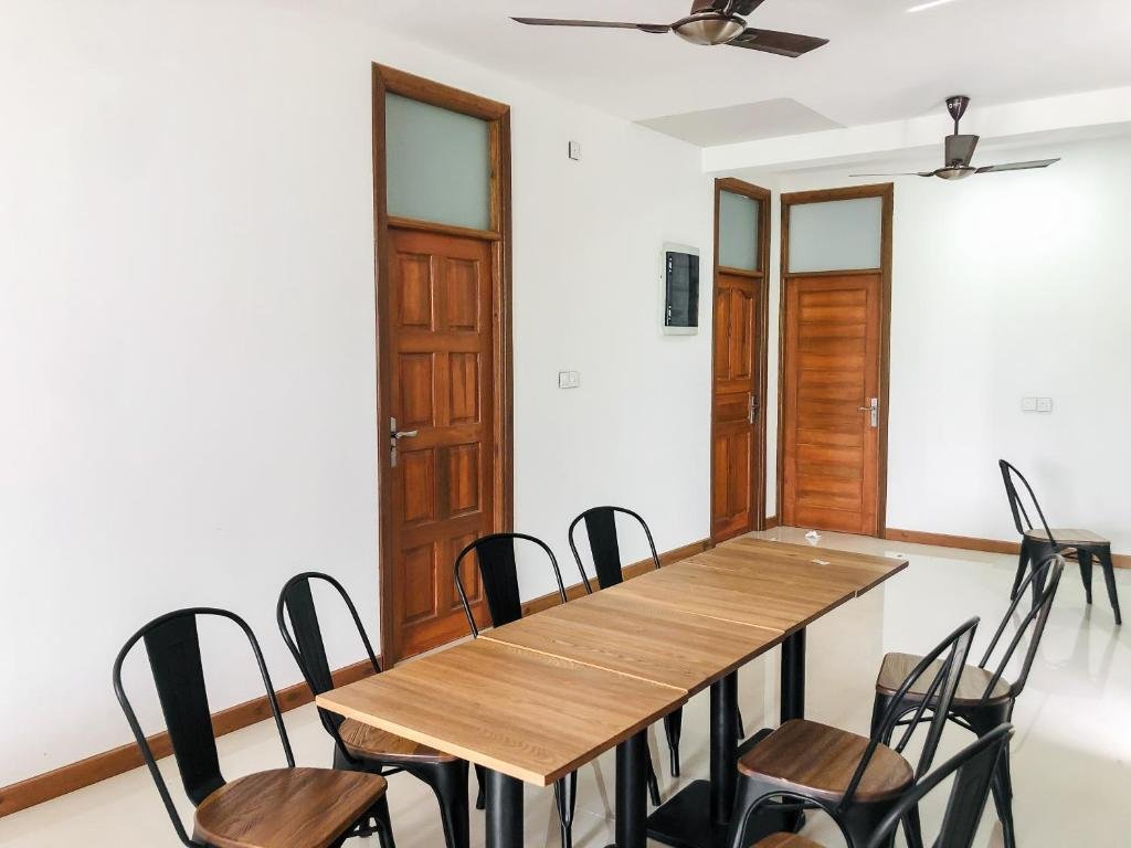Тулусду: Akiri Surf Residence