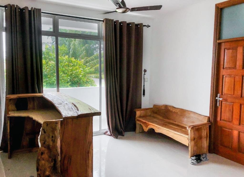 Тулусду: Akiri Surf Residence