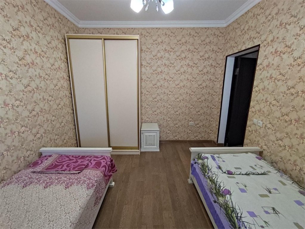 Дербент: Адмирал