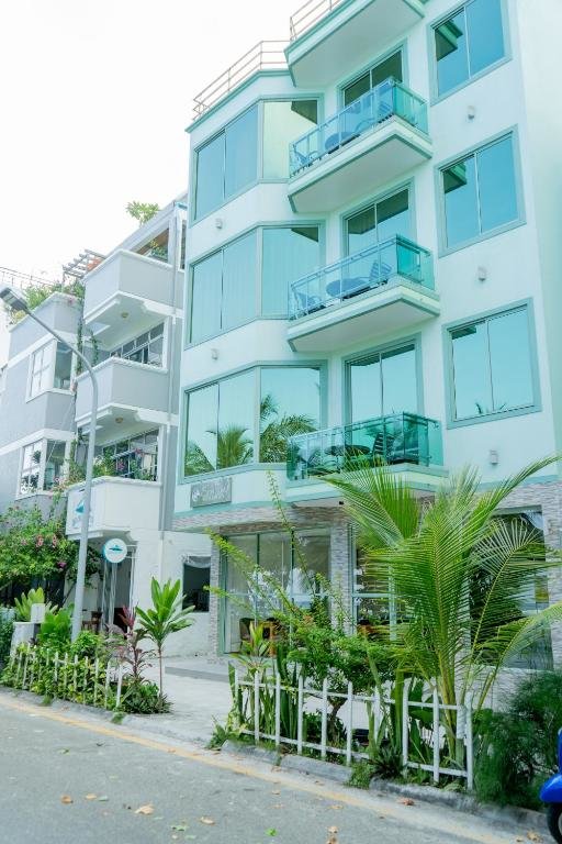 Северный атолл Мале: Отель Season Holidays at Hulhumale