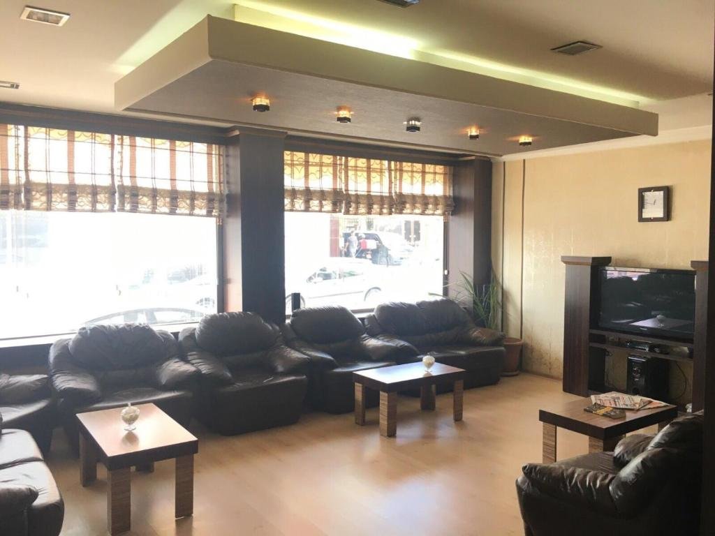 Эрзинджан: Hotel Berli̇n