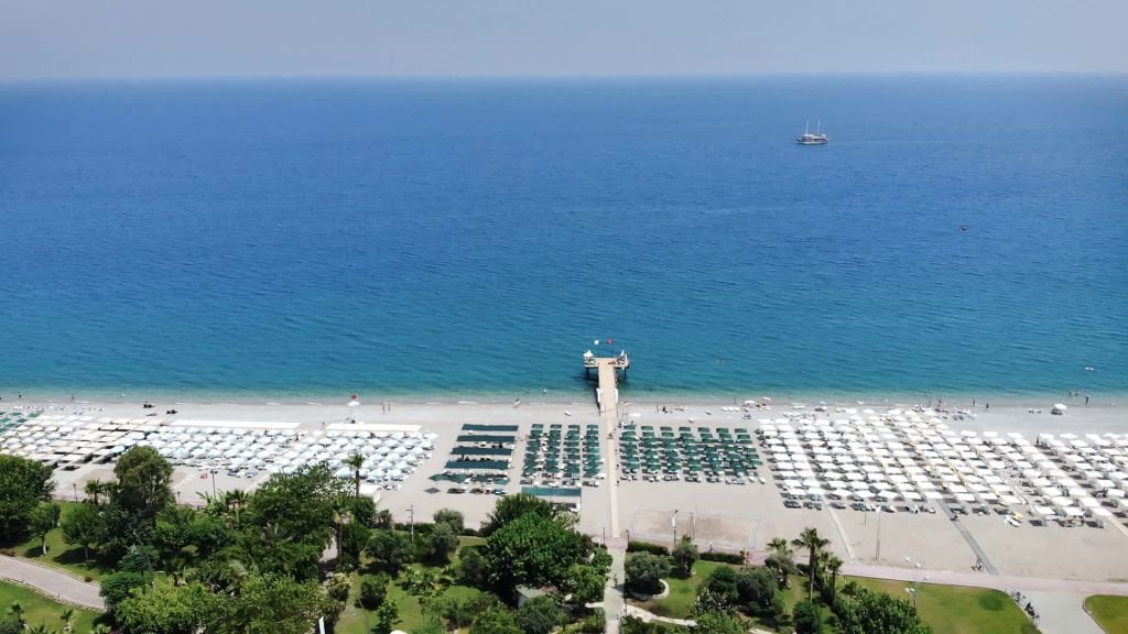 Кемер: Beso Beach Hotel