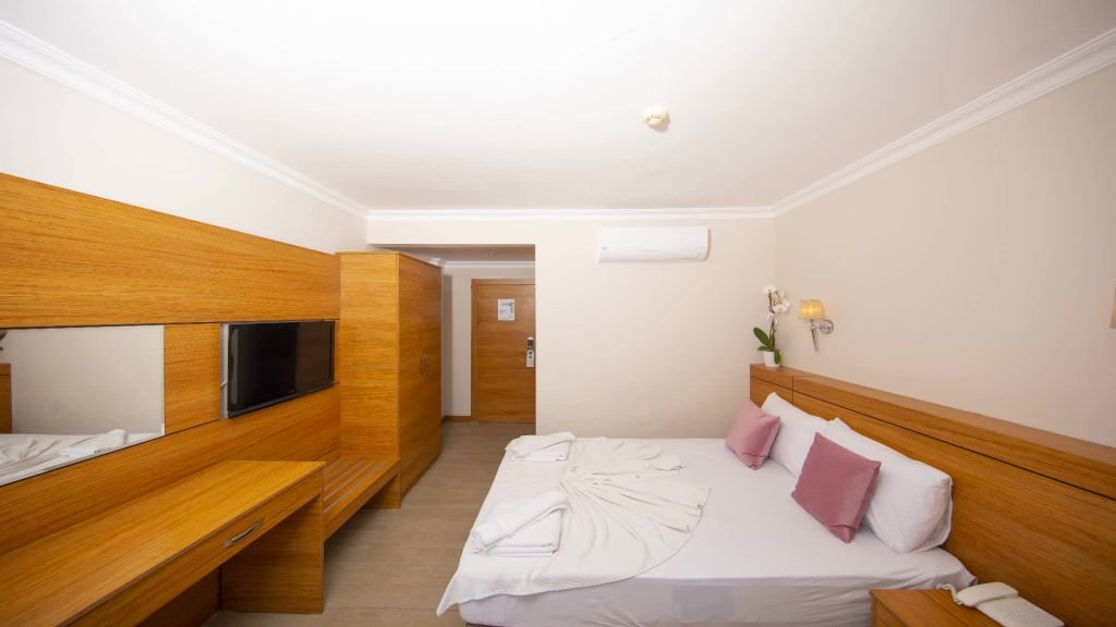 Кемер: Beso Beach Hotel